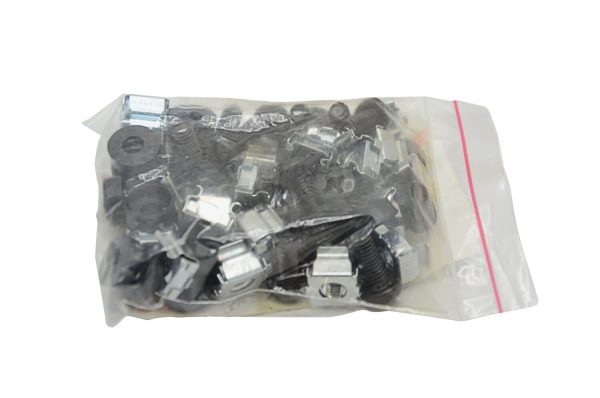 JEU D’ACCESSOIRES DE 20 M6 CAGE VIS ET ECROUS VIS RONDELLES - LANDE