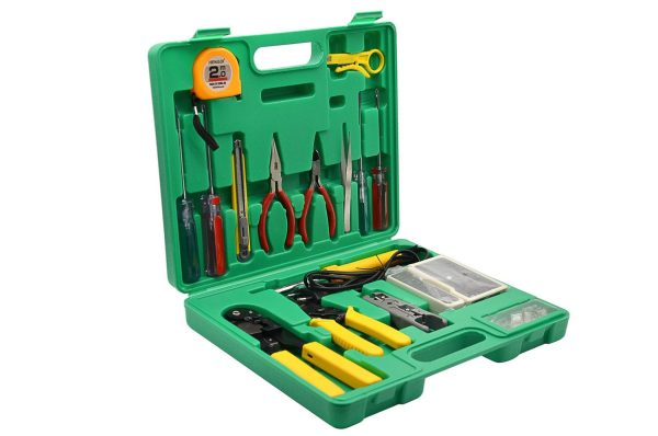 VALISE OUTIALLAGE RESAUX (METRE - CONNECTEUR RJ45 - KITEUR - PINCE - PINCE COUPANTE - PINCE A SERTIR - PINCE DENUDEUR - TESTEUR - …) - VERT - ENET