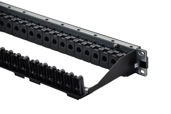 PANNEAU DE BRASSAGE 1U 24 PORTS VIDE - AVEC ([LEG 632908] 24 NOYAUX CAT6 FTP - PLASTIQUE) - METALLIQUE - LEGRAND